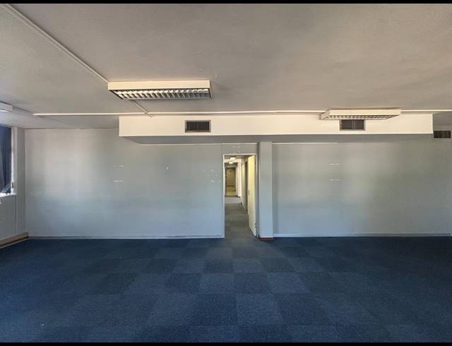 190M² OFFICE TO LET IN WESTVILLE